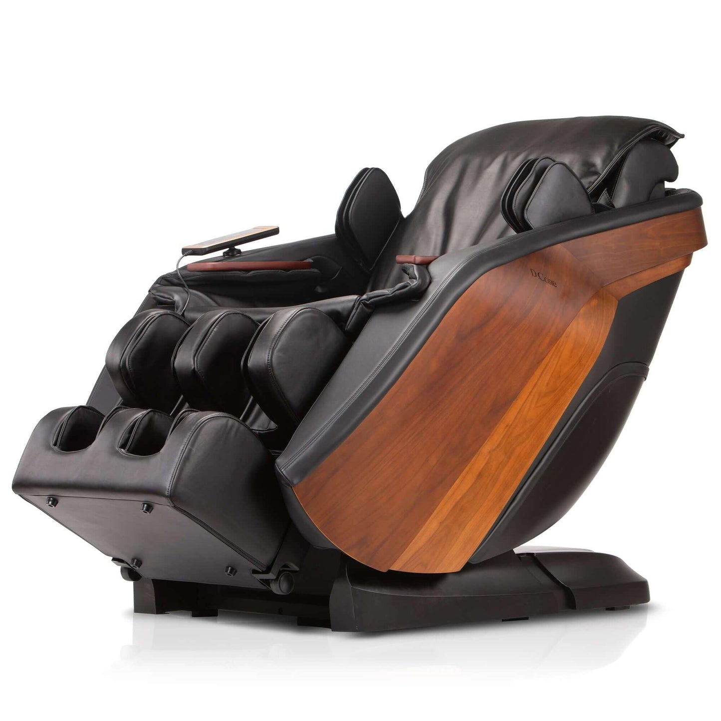 DCore STRATUS-JP 3D Made in Japan Ultra Premium Massage Chair with Forearm Wave Arrays