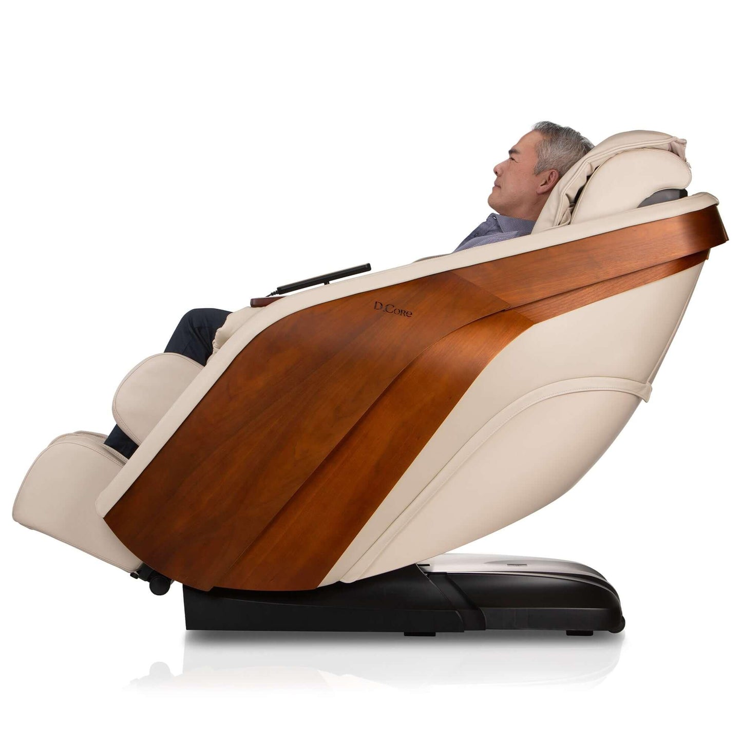 DCore STRATUS-JP 3D Made in Japan Ultra Premium Massage Chair with Forearm Wave Arrays