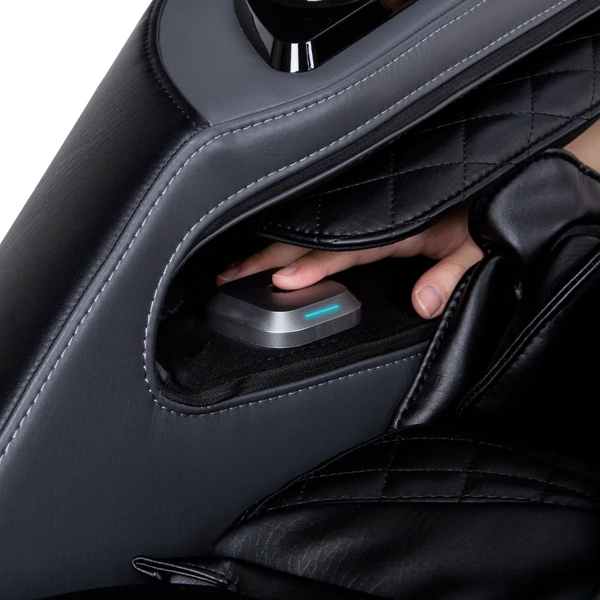 Osaki OS-Ai Vivo 4D + 2D SL-Track Massage Chair with AI Technology, Intelligent Voice Control, Dual Mechanism Technology